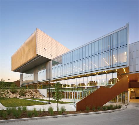 York University Student Centre By Cannondesign 谷德设计网