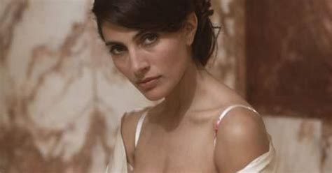 Odysseus Caterina Murino Une James Bond Girl En Tournage Pour Arte