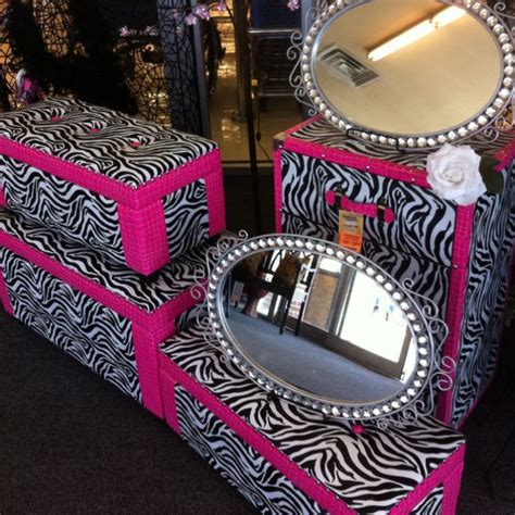 $1.00 coupon applied at checkout. Pin by Tahnee Brewer on For the Home | Zebra print rooms ...
