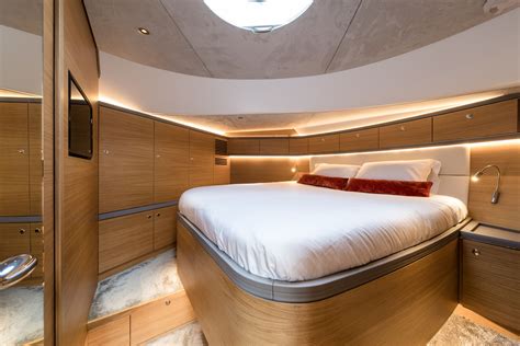 Zeelander Z55 Zeelander In 2021 Luxury Yacht Interior Yacht