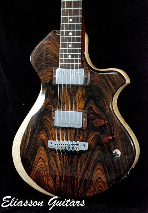 Galleries Paul Eliasson Guitars