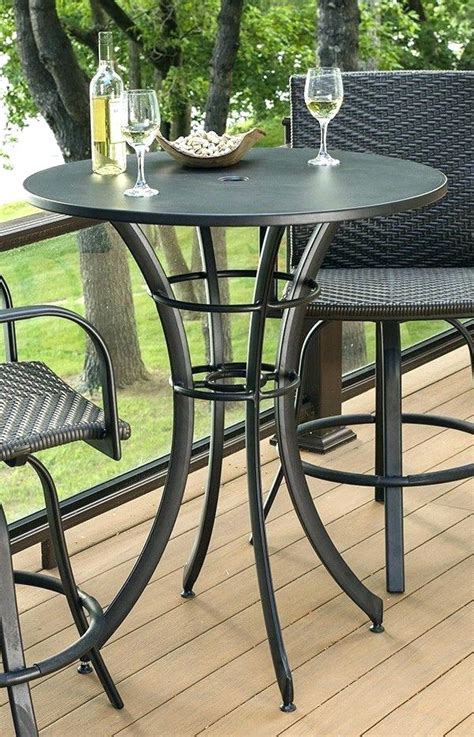 Mix and match your restaurant patio furniture to add a comfortable outdoor space to your business for your customers and employees to relax in. Outdoor High Top Table Patio Tables And Chairs Modern ...