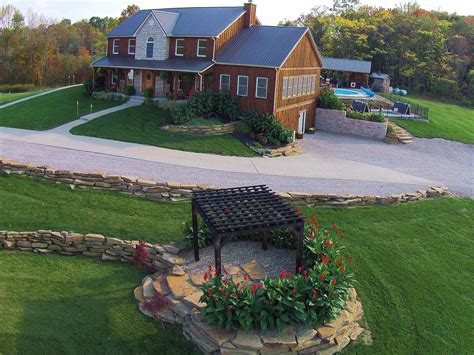 9 Best Hocking Hills Romantic Cabins Perfect For Honeymoons