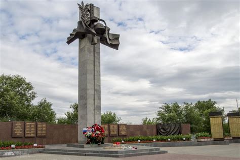 Вечный Огонь и мемориал Победы Оренбург
