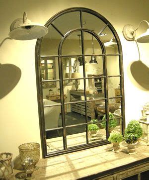 On aime la simplicité de ce miroir ovale de chez chehoma qui s'inscrit dans beaucoup d'ambiances déco. Miroir atelier arcade en fer grand format style factory ...