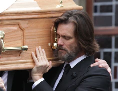 Shaken Jim Carrey Carries The Coffin Of Girlfriend At The Funeral