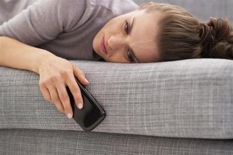 Phone Use May Indicate Depression