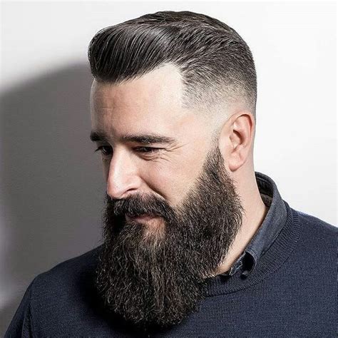 Your beard and your hair aren't two separate entities, so stop treating them like they exist in different universes. Growing a Beard-5 reasons why you should be growing a beard