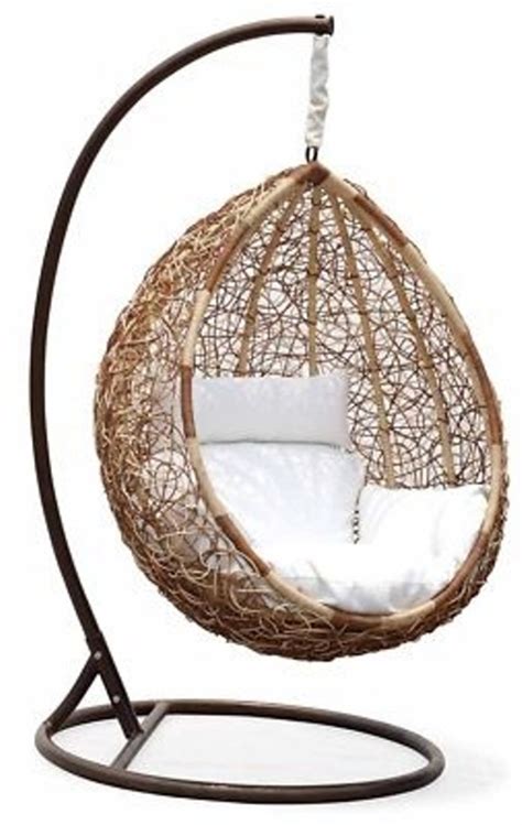 Whether you are swinging in the wind along a beach somewhere or just hang out in your backyard, hammocks and hammock chairs cannot be beat for its comfort and ease of use. 33 Awesome Outdoor Hanging Chairs - DigsDigs