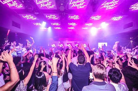 From wednesday to saturdays, clubbers can enjoy vibrant themed nights with the city's prominent edm and open format djs such as h3, lemm, ladybird, and tiger ming. Kuala Lumpur Nightlife - Best Nightclubs and Bars in KL ...