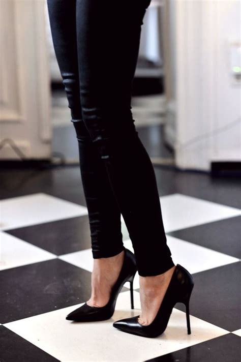 best 25 leggings and heels ideas on pinterest leather leggings leopard heels outfit and