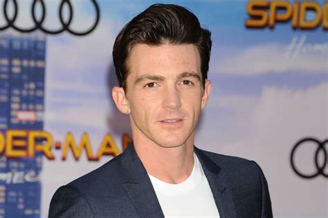 Dodson started learning billiards from the age of 12. Drake Bell Net Worth 2019, Biography, Career, and Awards