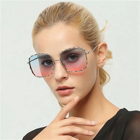 2018 Oversized Square Sunglasses For Women Luxury Brand Designer Metal Frame Clear Sun Glasses