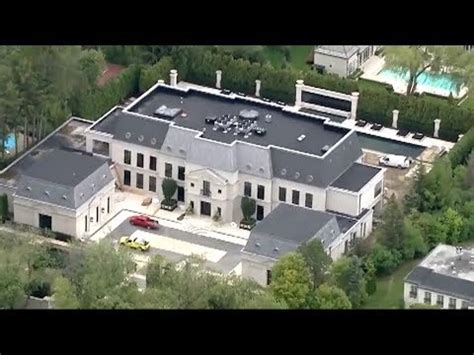 As of 2019, his net worth is approximately $120 million. Drake's house in Architectural Digest Magazine | Page 6 ...