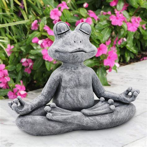 10 Best Outdoor Statues For Garden Reviews And Buyers Guide