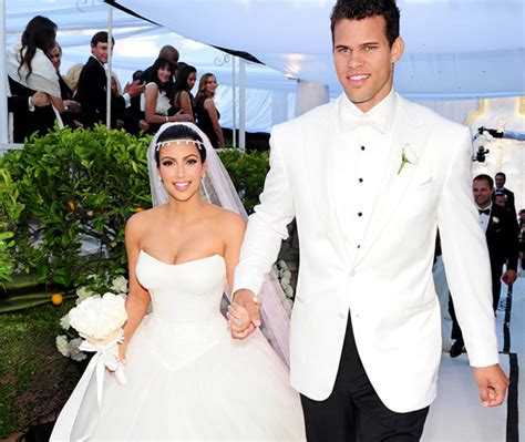 it s official kim kardashian and kris humphries are divorced