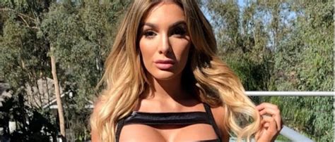 Lyna Perez Burns Down The Internet With Shocking Topless Photo The
