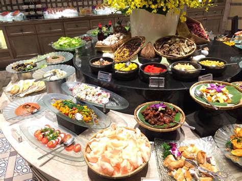 Dine like Royalty at the Best Hotel Buffets in KL