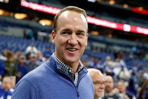 peyton manning made fun of his huge forehead in the leadup to his pro football hall of fame