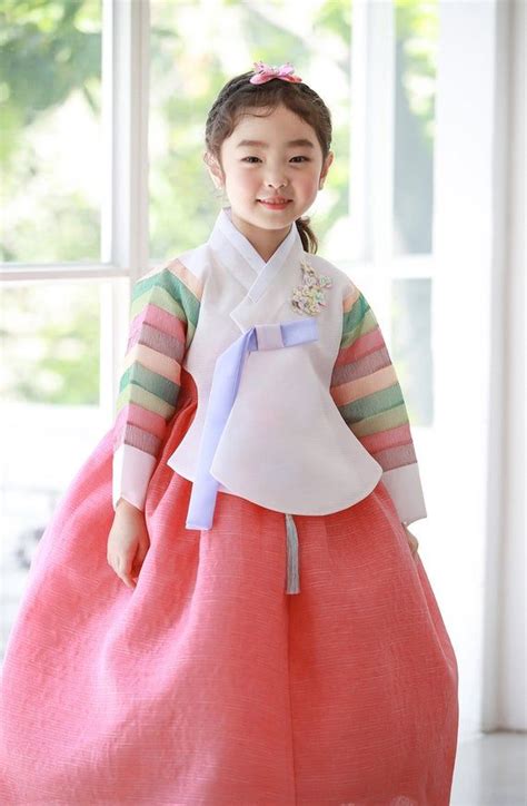 Hanbok Korean Traditional Costume Korean Traditional Female Hanbok