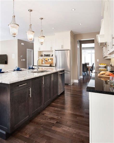 10 Light Grey Kitchen Cabinets With Dark Wood Floors DECOOMO