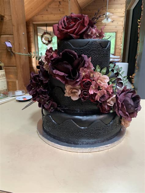 Wedding Cake For A Goth Wedding Rcakedecorating