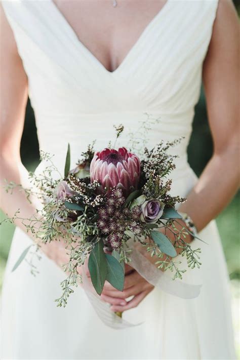 22 Tropical King Protea Wedding Bouquets Ideas Weddinginclude