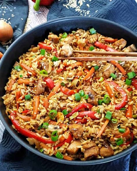 Gebratener Asia Reis mit Gemüse und Hähnchen Lydiasfoodblog