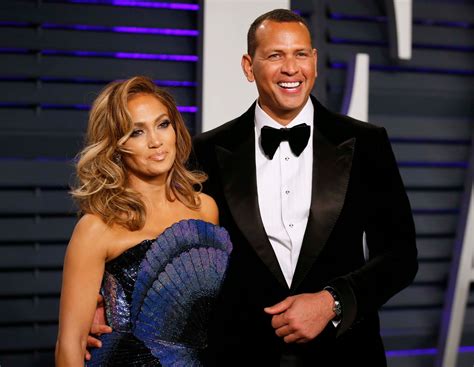 Alex Rodriguez And Jennifer Lopez Announce Their Engagement The New York Times
