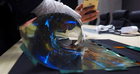 Lgs Rollable Oled Display Is My Ces Dream Come True Engadget