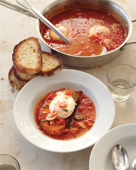 Tomato Soup With Poached Eggs
