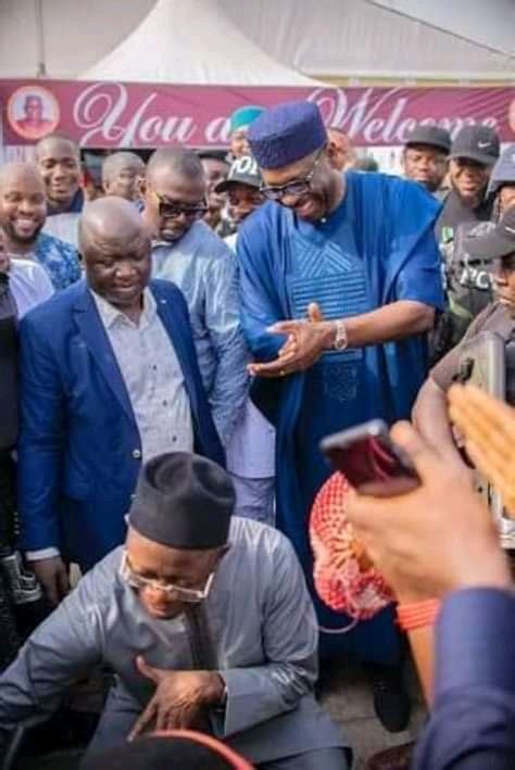 Oshiomhole Spotted Dancing In A Function Photos Igbere Tv