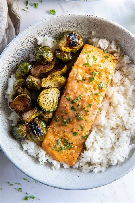 This Oven Roasted Salmon Is Baked With A Flavorful Maple Glaze Until