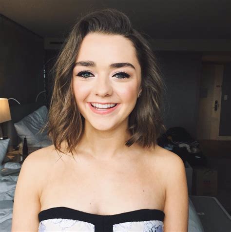 Galerie 20 Nejkrásnějších Fotek Maisie Williams Arya Stark Z Hry O