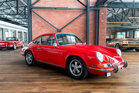 The flashiest update is the newly. 1969 Porsche 911 T - Richmonds - Classic and Prestige Cars ...