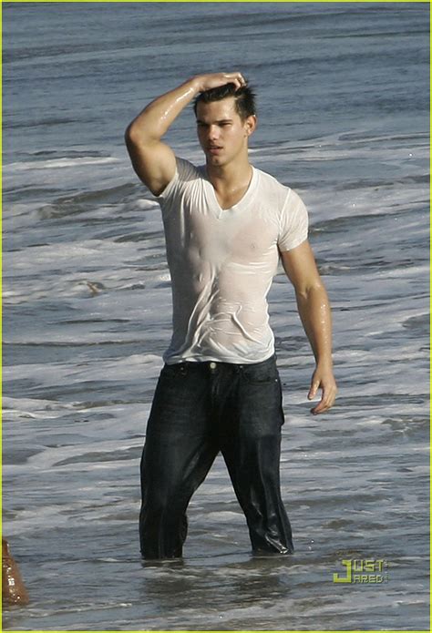Taylor Lautner Shirtless Telegraph