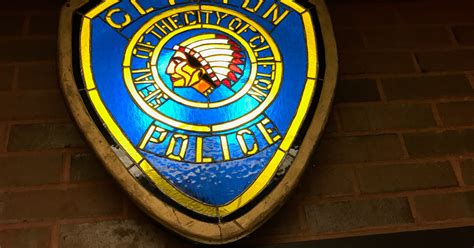 Clifton police ask chief to resign following vote of no confidence