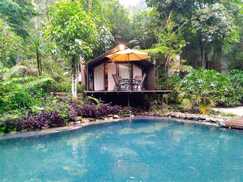 Santika hulu langat offers more than just a warm bed, crispy white linens, soft and firm pillows, a clean room, and a friendly smile. Rumah Kebun Residence, Hulu Langat. Villa yang Ideal untuk ...