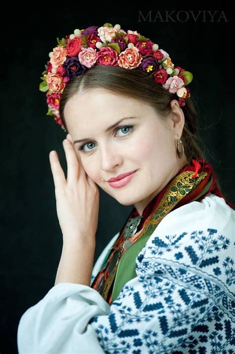 folk fashion ukrainian women costumes around the world