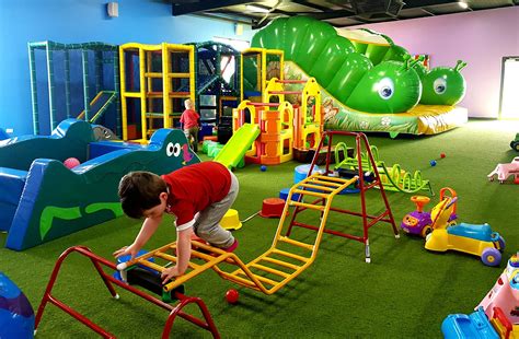 We have been to happy kids over two dozen times and it's still a favorite activity for my three year old! Kids World Indoor Playground - MenalMeida