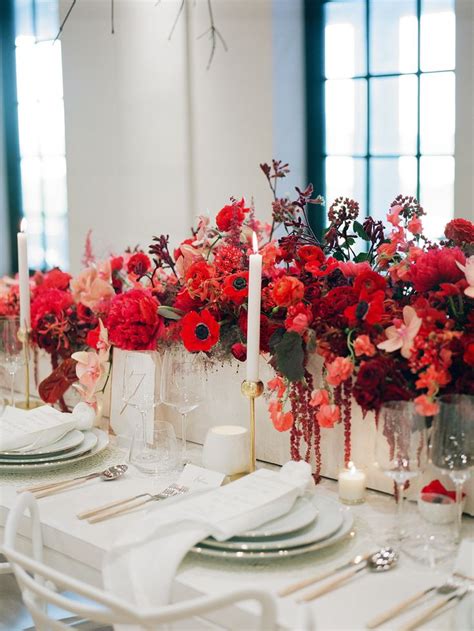 Winter Wedding Ideas For A Cozy Festive Fête Red Bouquet Wedding