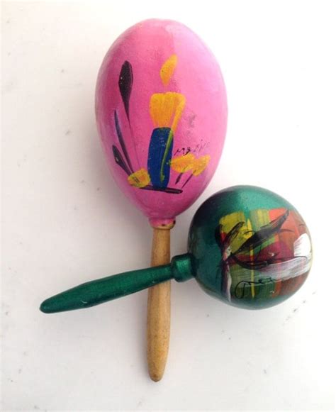 Vintage Mexican Maracas Hand Painted Souvenir Set Rhythm