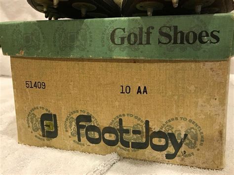 Vintage Footjoy Classics Golf Shoes Vcleat
