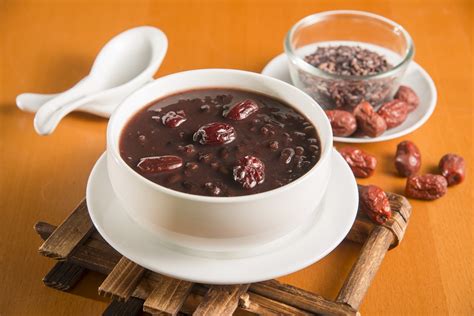 The black rice also called purple rice or forbidden rice, emperor's rice and also called as wild rice. Black Bean with Black Glutinous Rice Sweet Dessert Recipe ...