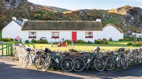 A Guide To Visiting Glencolmcille Folk Village In Donegal