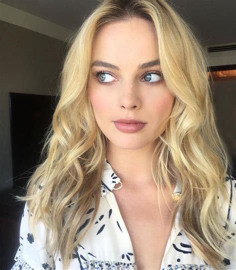 You Just Know Margot Robbie Would Be Up For Absolutely Anything Scrolller