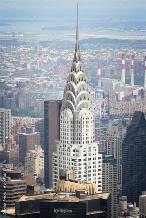 Foto Stock New York Usa July 4 2013 Chrysler Building Exterior In