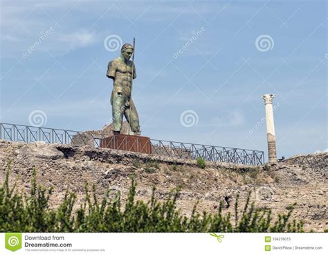 Monumental Suclpture By Late Polish Artist Igor Mitoraj Entitled Daedalus Scavi Di Pompei