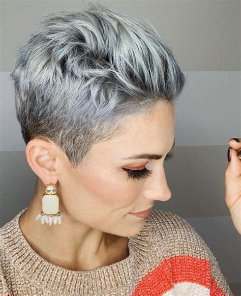 Gorgeous Pixie Haircuts For Older Women In With Images