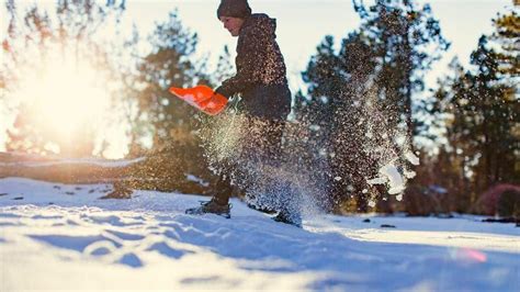 Tips And Tricks For Making Driveway Snow Removal Easier
